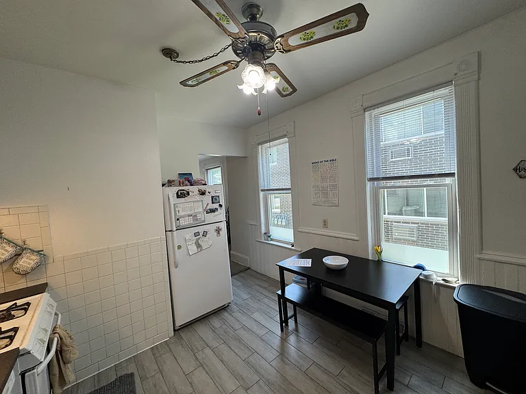 2429 N Oakland Ave #L — Photo 15