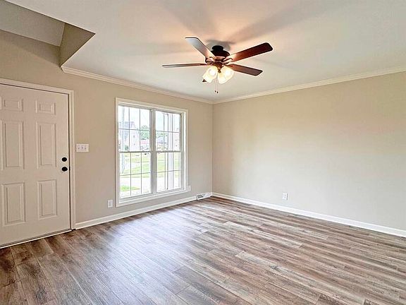 3rd image of 289 Ballygar Ct