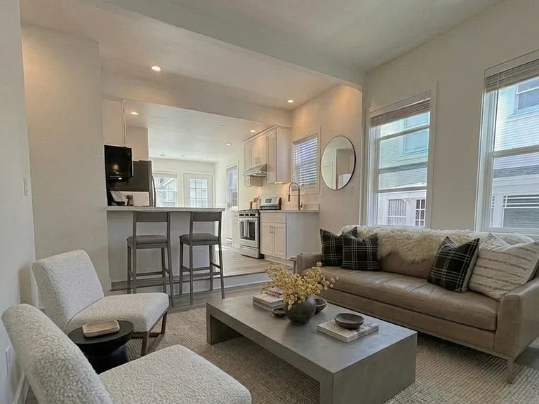 125 Willow Ave #C — Photo 11