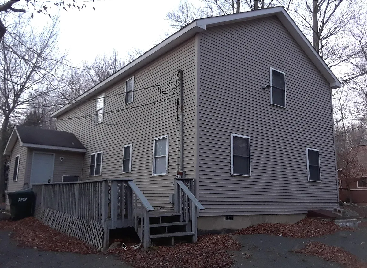 Side and Deck - 655 Country Place Dr