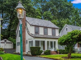 44 Chapman Pl, Glen Ridge, NJ 07028