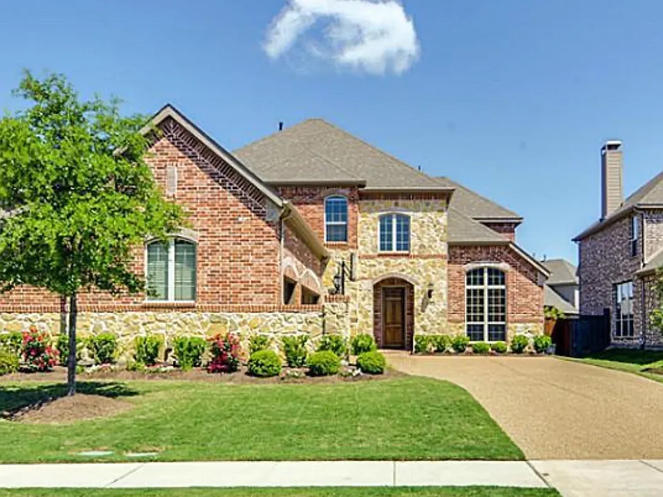 8112 Ravencliff Cir