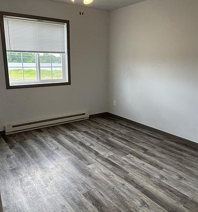 5th image of 1526 Bogue Ave #8