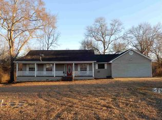 633 W Sunset Dr, Atmore, AL 36502