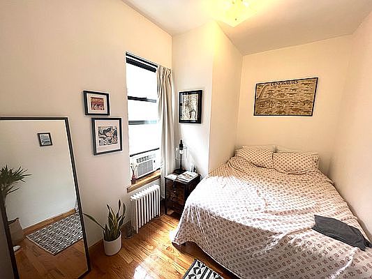 5th image of 530 E 13th St APT 35
