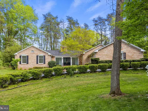 11725 Amkin Dr, Clifton, VA 20124