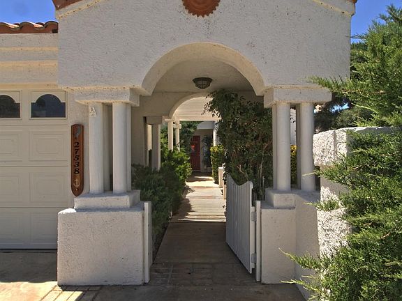 4th image of 27538 Lakeview Dr