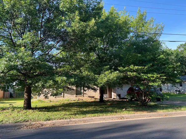 109 Sunset Dr, Euless, TX 76040