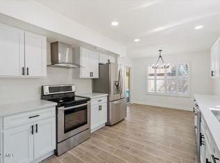 3932 W Mercer Ln, Phoenix, AZ 85029