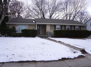 684 S 6th Ave, West Bend, WI 53095