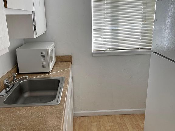 5th image of 14645 Lakeshore Dr