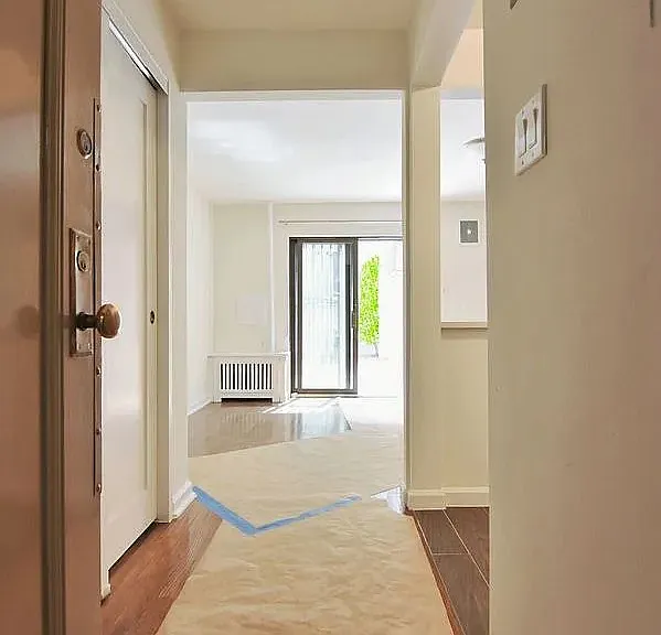 144 W 92nd St #1B — Photo 2
