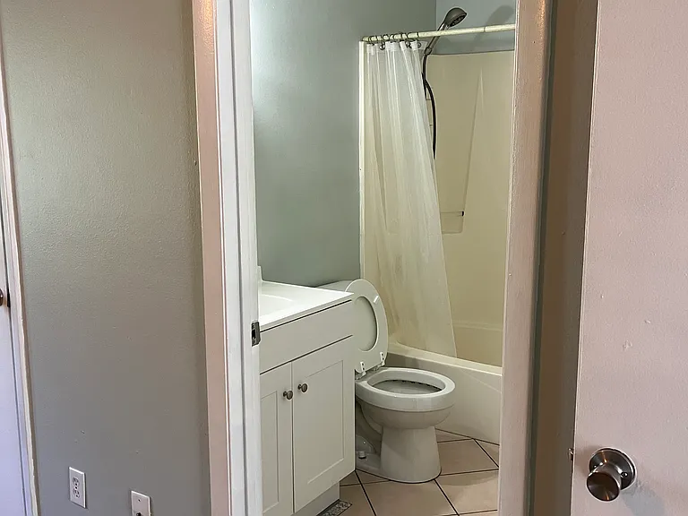 216 Oleander Dr #2 — Photo 12