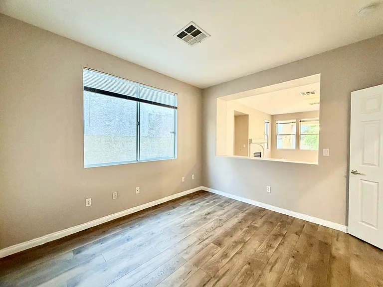 8917 Waltzing Waters Ct — Photo 16