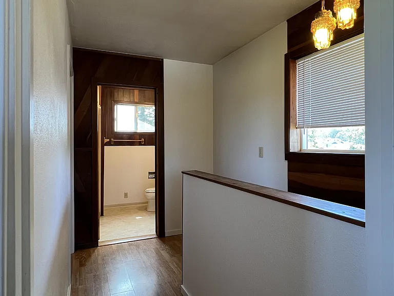 1268 Fernwood Dr — Photo 23