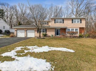 15 Floyd Wyckoff Rd, Morganville, NJ 07751