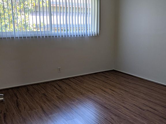 5th image of 231 S Catalina Ave #5
