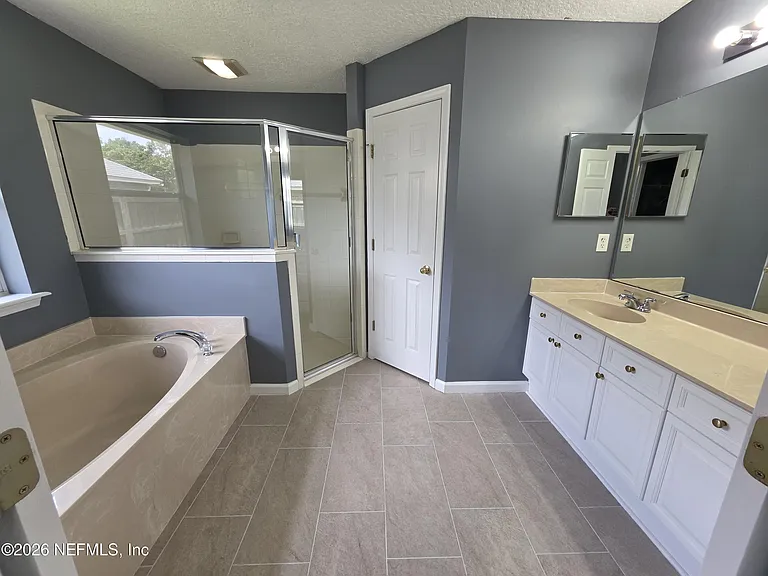 739 Wakemont Dr — Photo 20