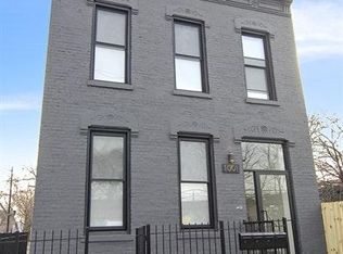 1001 W 16th St REAR 2, Chicago, IL