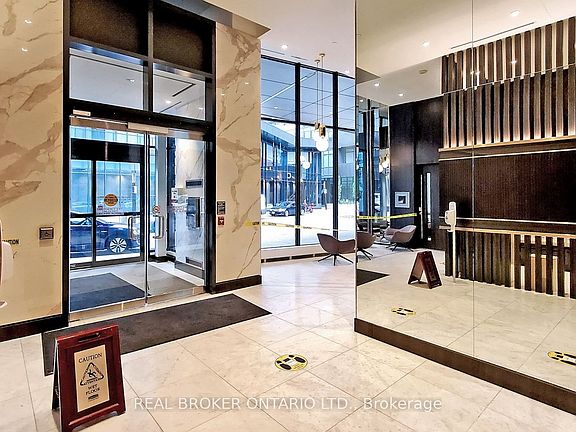 4th image of 90 Queens Wharf Rd #512