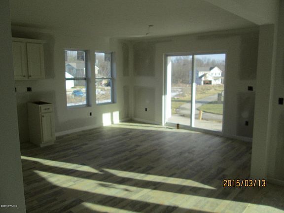 3rd image of 1308 Highland Hill Dr