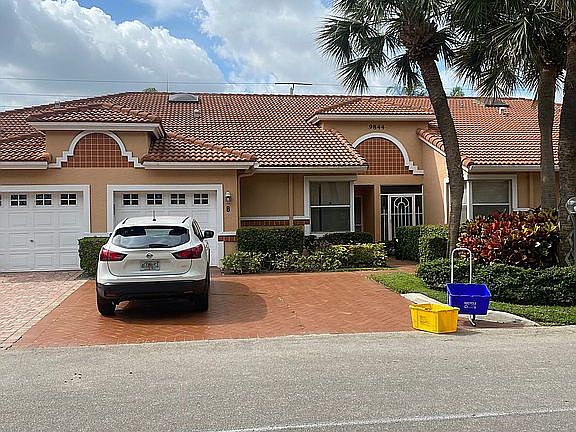 2nd image of 9844 W Boynton Beach Blvd #B