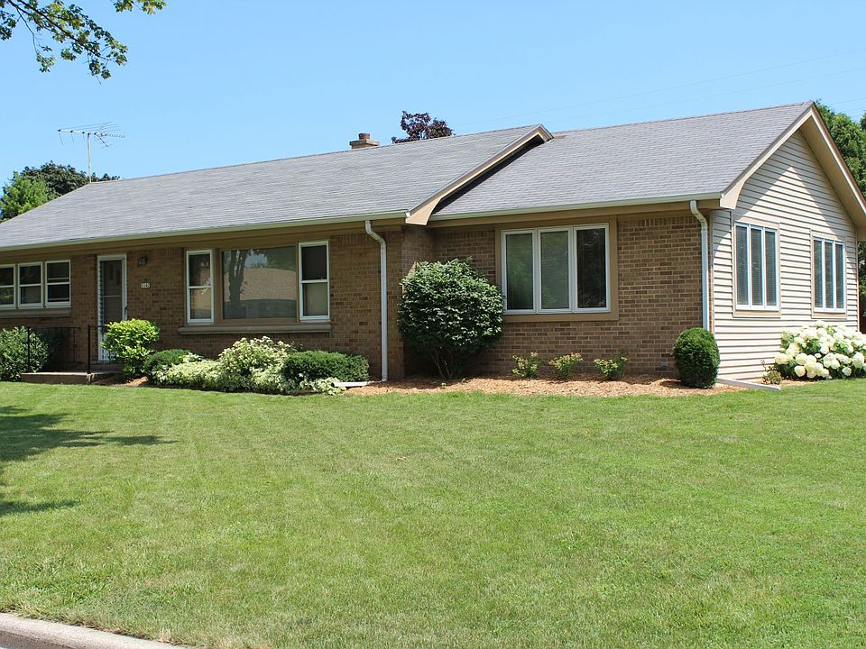 1st image of 3142 N Knoll Blvd