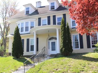 8 Paul Nelms Dr APT 12, Downingtown, PA 19335