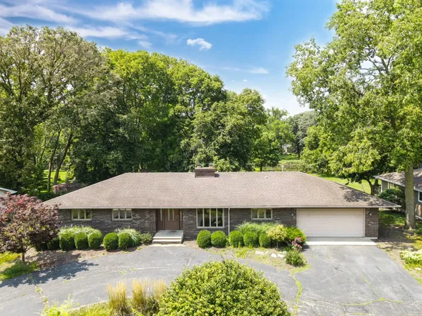 23704 Hickory Ln, Minooka, IL 60447