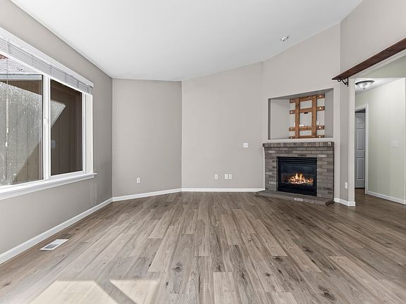 4th image of 5632 208th Street Ct E