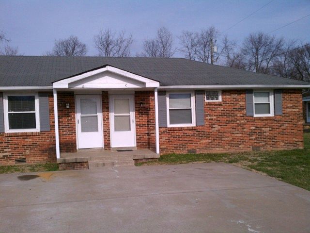 1st image of 121 Tandy Dr APT C