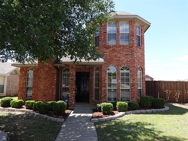 1st image of 902 Kathryn Dr