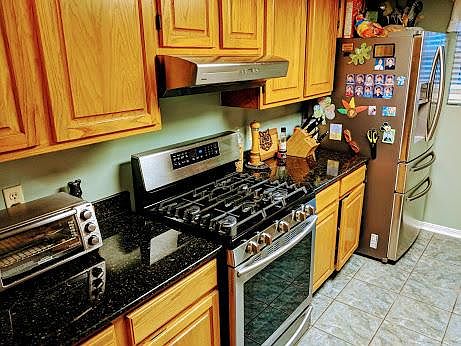 4th image of 4513 Baybrook Dr