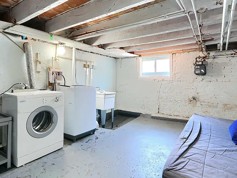 321 S Fagley St — Photo 14