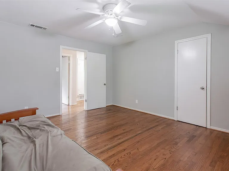 1428 Dumont Dr — Photo 23