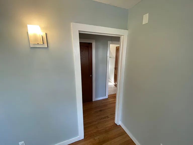 3 Genesee Ave — Photo 13