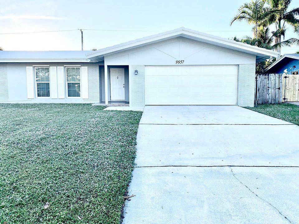 1st image of 9957 Dogwood Avenue