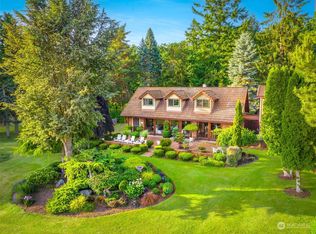 5051 S Camano Dr, Camano Island, WA