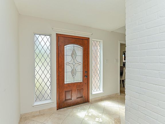5th image of 11922 Briar Forest Dr