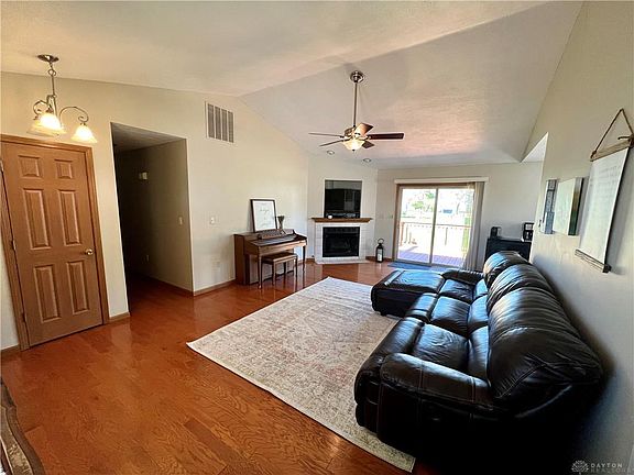 5th image of 119 Heckman Dr