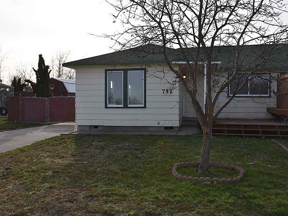 2nd image of 752 S Lawson St