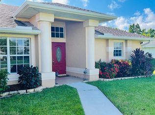 3741 SW 1st Place Cpe, Coral, FL 33914