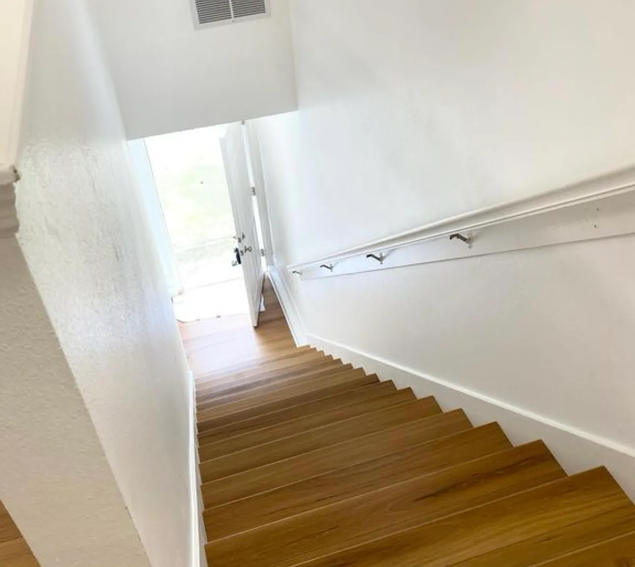 Studio, 485 sqft, $1,600 — Photo 3