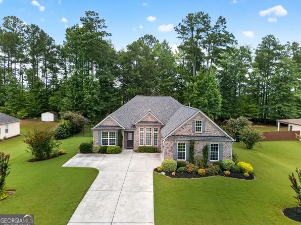 155 Savannah Dr, Senoia, GA 30276
