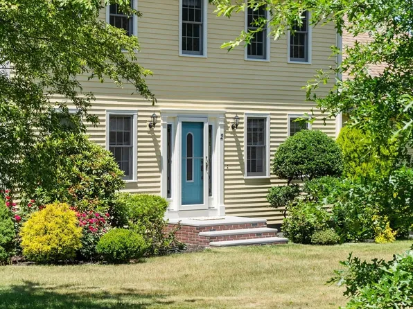 2 Carriage Way, Sterling, MA 01564