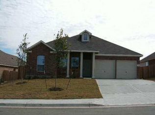 1304 Four Seasons Farm Dr, Kyle, TX 78640