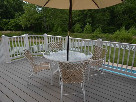 5th image of 6916 Mill Valley Dr
