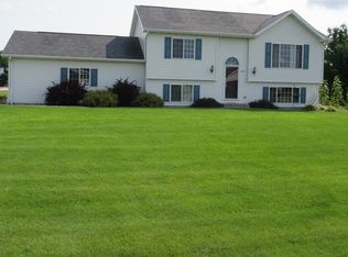 3560 Kensington Pl, Plover, WI 54467