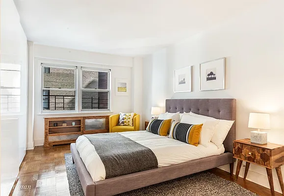 Sold by Corcoran | media 14