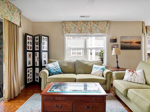 5th image of 3030 Marsh Winds Cir Unit 804